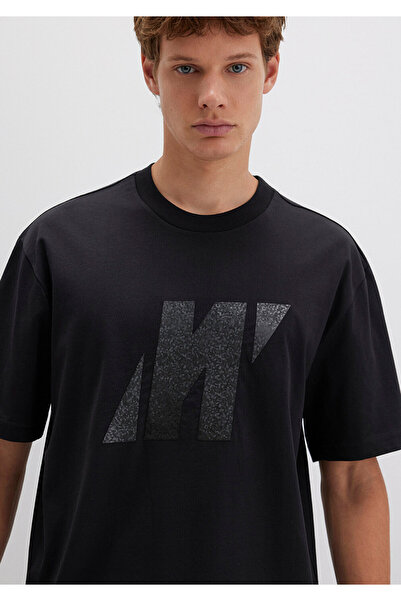 Mavi Pro Logo Baskılı Siyah Tişört Loose Fit / Bol Rahat Kesim 0613086-900