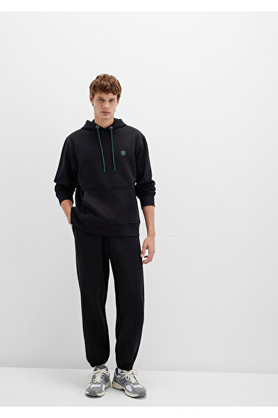 Mavi Logo Nakışlı Kapüşonlu Siyah Sweatshirt 065809-900