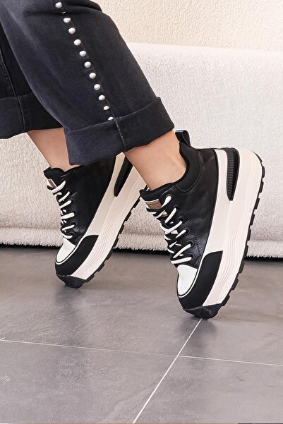 Guja VONDA İTHAL ÖZEL SERİ HAKİKİ DERİ KADIN SPOR BOT SİYAH