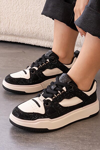 Guja حذاء رياضي نسائي من الجلد الطبيعي من سلسلة ELIZA IMPORTED SPECIAL باللون الأسود