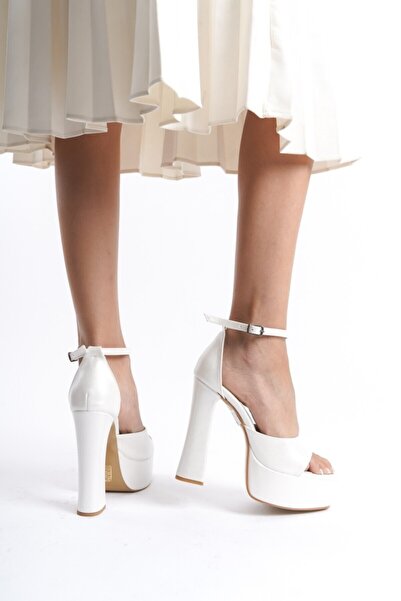 İNNA أحذية السهرة النسائية من Inna Fudes