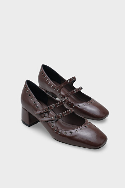 Capone Outfitters Дамски обувки Sharona с нисък ток, ремъци и шипове