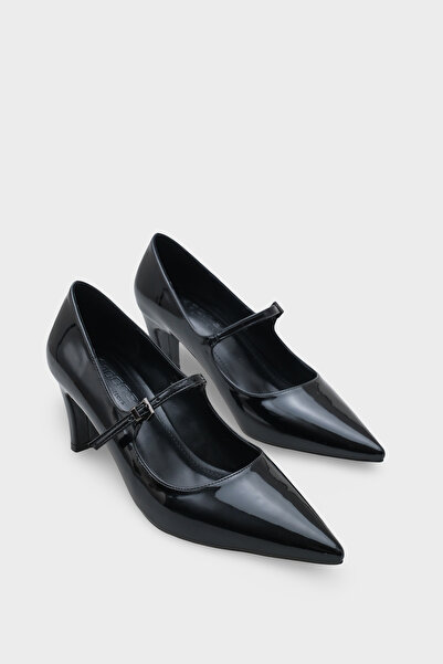 Capone Outfitters Melody Sivri Burunlu Orta Topuklu Rugan Görünümlü Kadın Ayakkabı