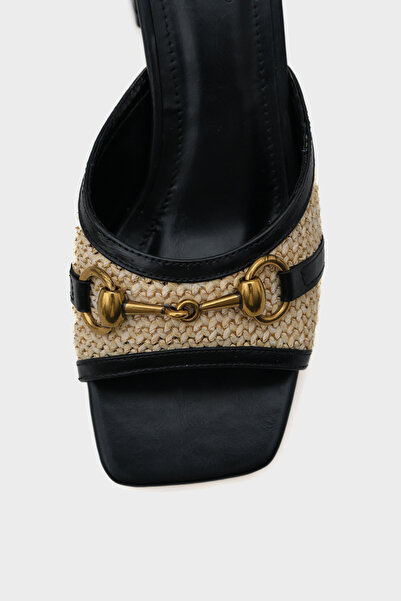 Capone Outfitters Women's Gold Buckle Straw Detailed Thick Heeled Black Slippers