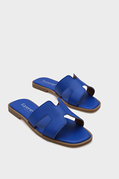 Capone Outfitters Жіночі капці Halsey