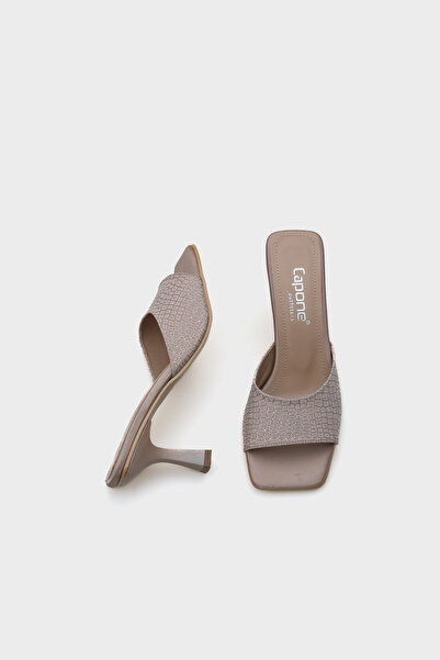 Capone Outfitters Maura Blunt Toe Single Strap Hourglass Heeled Women's Slippers