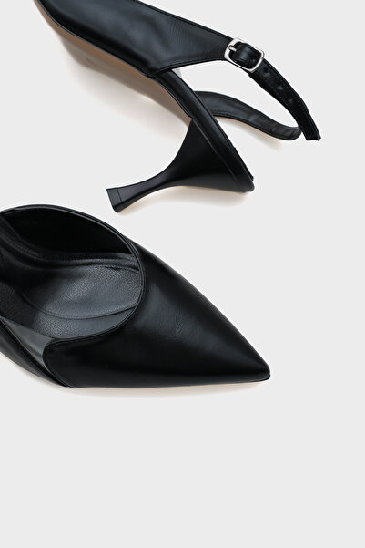 Capone Outfitters Women's Stiletto