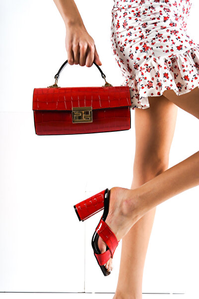 Capone Outfitters Large Crocodile Patterned 015 Heeled Blunt Toe Women's Slippers