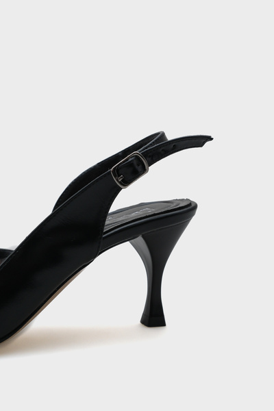 Capone Outfitters Women's Stiletto