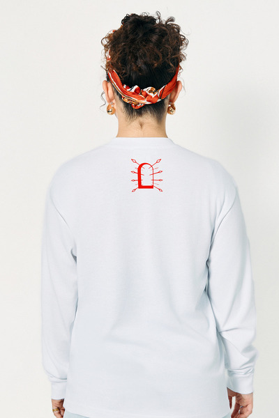 Store Divine Puppeteer (Unisex T-Shirt)