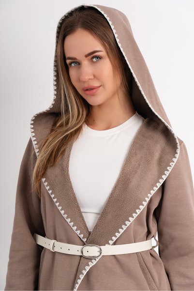 Oq Details of the Sewing, Belt, Inner Wool, Pocket, Hood Hooded