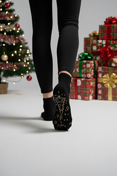 Dore Orijinal Kadın Yılbaşı Temalı Yoga & Pilates Çorabı Kaydırmaz Tabanlı Yılbaşı Hediyesi Çorap 1 Çift