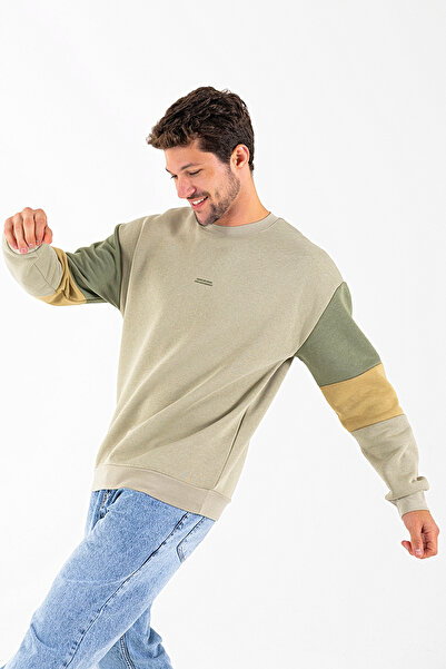 JB John Borners Ανδρικό φούτερ με λαιμόκοψη με στάμπα και διακοσμητικό λουράκι στο μανίκι - 25K 5298