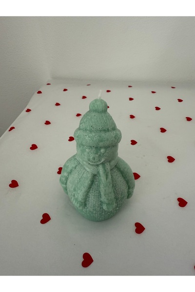 BY CLEO SNOWMAN SCENTED CANDLE