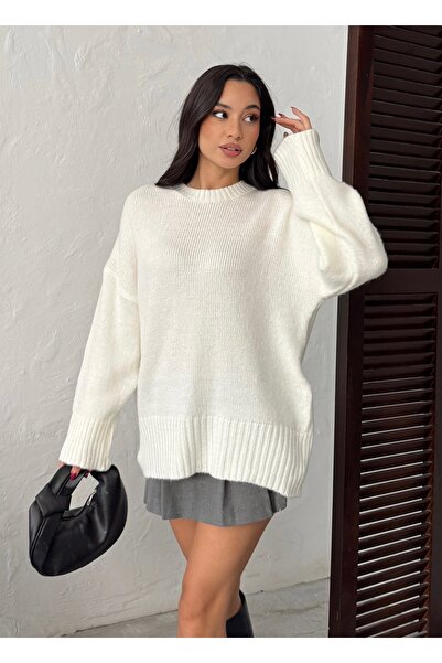 BEJNA Ecrufarbener, weich strukturierter Basic-Strickpullover mit Rundhalsausschnitt und Oversize-Passform für Damen