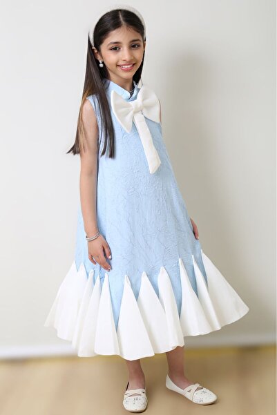 Generic Girls' dress with a modern touch