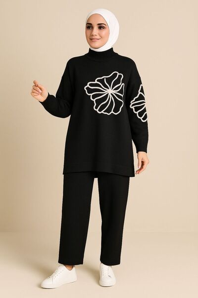 MAY MARA Двукомпонентен комплект от блуза и панталони с флорални апликации