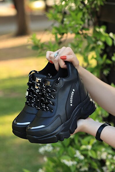 Madam Tarz Tenis cu pană cu toc ascuns pentru damă Sport 9 Cm Essien