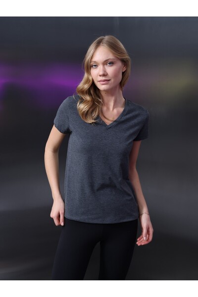 COLORDS Women's V-Neck T-Shirt