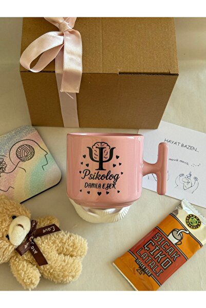 glowoow Kişiye Özel Psikolog Hediye Kutusu İsim Yazılı Pembe Kupa Ayıcık Sıcak Çikolata