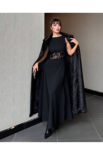 MARE BUTİK Dantelli Yırtmaç Detaylı Krep Kumaş Siyah Elbise