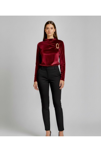 rushana Kadın göğüs aksesuarlı kadife kumaş esnek bluz