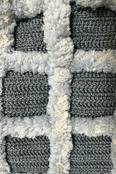 Uretti - Öznur 7392 5197 Hand Knitted Macrame and Puffy Thread Handbag / 25 cm X 30 cm