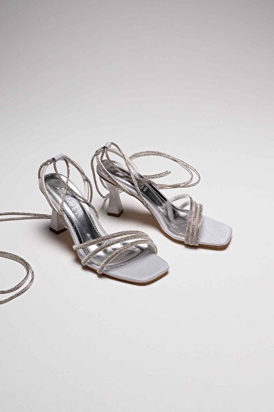 TRENDELLA South Gray Stone Women's Heeled Sandals