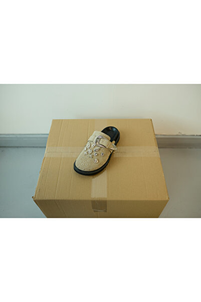 Eataly Shoes Beige Suede Genuine Leather Belt Buckle Closed Toe Women's Slippers