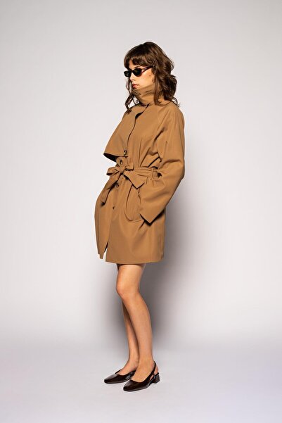 Thalure Kadın Camel Rüzgarlıklı Dik Yaka Trençkot