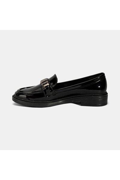 Desa Loafer negru pentru femei cu accesorii metalice