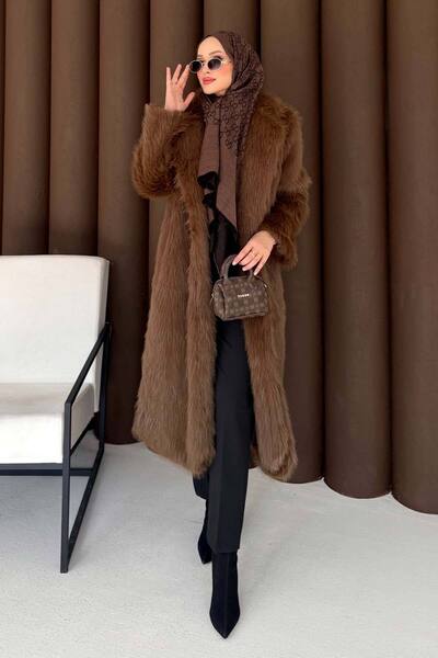 Melike Tatar Μακριά ψεύτικη γούνα 32-3704