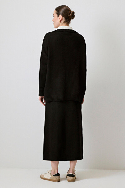 Touché Privé Cardigan Skirt Knitwear Set