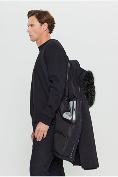 ALTINYILDIZ CLASSICS Standard Fit Regular Cut Shearling Hooded Zippered Side Pockets Thick Padded Black Coat