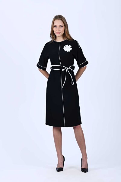 la luce Siyah Ecru Kontrastlı Çiçek İşlemeli Saten Elbise - LE582