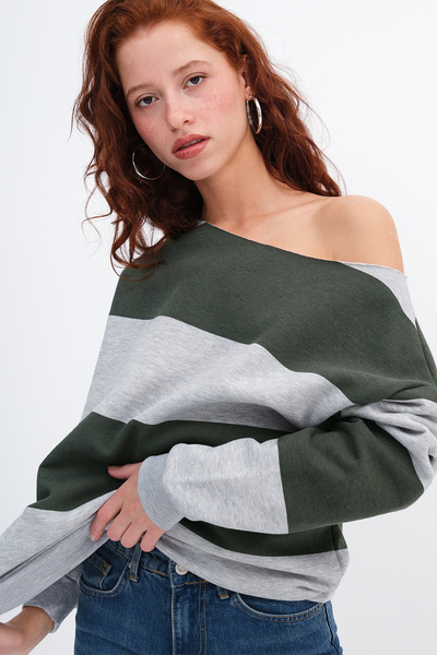 Addax Striped Fleece-Lined Sweatshirt S12462