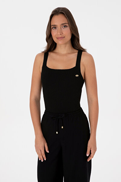 U.S. Polo Assn. Kadın Siyah Kare Yaka Kazak 50314626-VR046