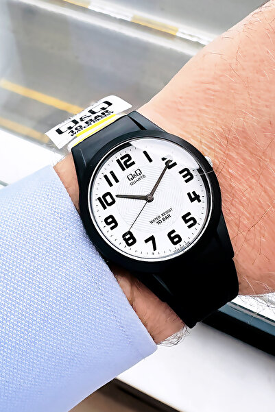 Q&Q 10 Atm Water Resistant Black Color Silicone Cord Original Men's Wristwatch - Gift Bracelet Qqeg2002C6