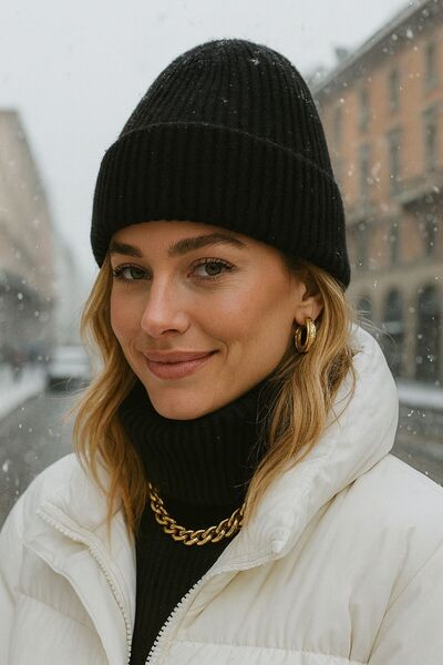 BALIENTE Beretă neagră pentru femei