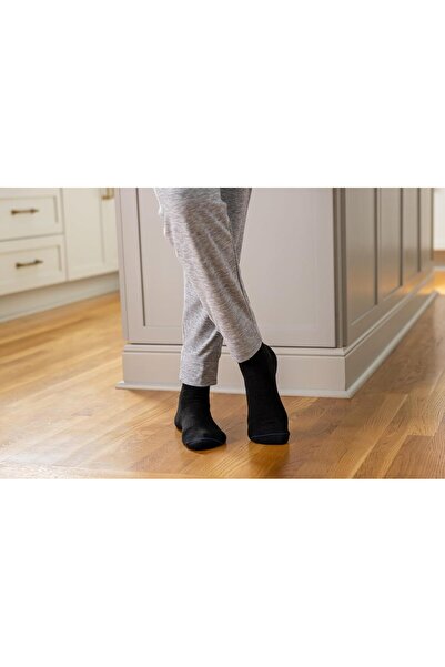 Dr. Scholl's Men's Non-Banding Diabetic & Circulation Socks, Pack of 4