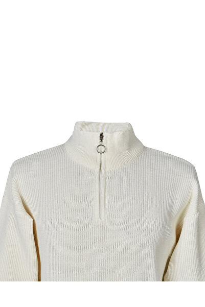 VELNO White Zippered Sweater
