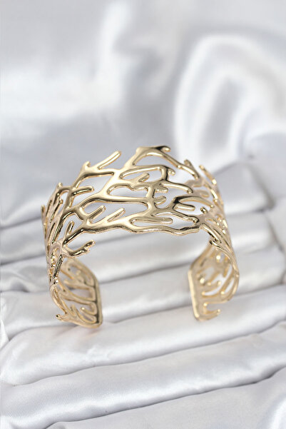 Lisinya Brass Gold Color Vintage Model Women's Bracelet - Tygoo