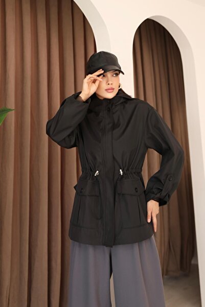 Hazel Kadın Siyah Kapüşonlu Katlama Kol Detaylı Trençkot