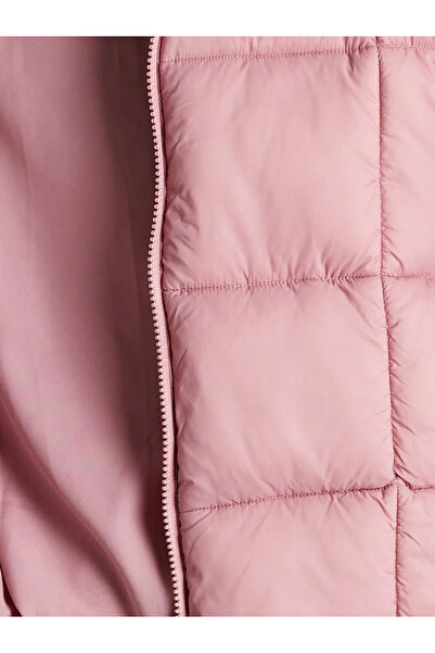 LC Waikiki Palton puf pentru fetiță cu glugă