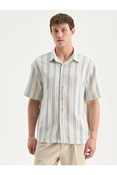 LC Waikiki Cămașă pentru bărbați cu mânecă scurtă cu dungi cu ajustare normală