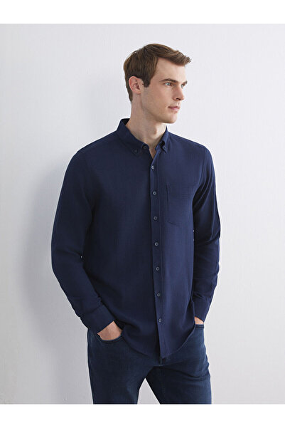 LC Waikiki قميص رجالي بأكمام طويلة من إنديجو بقصة عادية