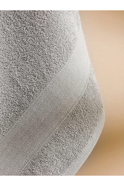 LC Waikiki Stripe Embroidered Bath Towel 70X130 cm