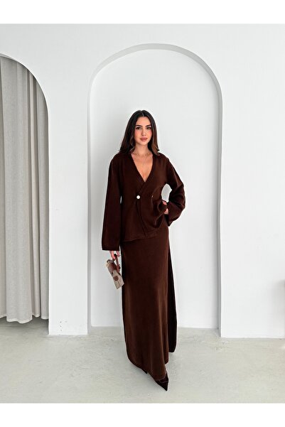 b buhari bykoc Soft Textured Double-Breasted Cardigan and Skirt Knitwear Set