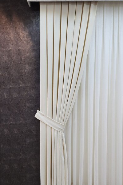 lissehome ستارة خلفية موسو بلون كريمي