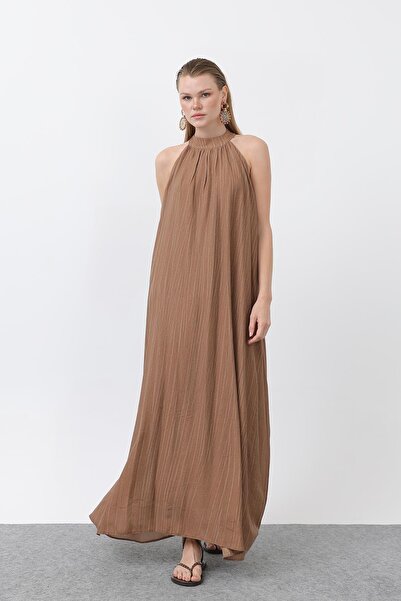 Soul فستان نسائي برقبة هالتر - 32322ELB - بني